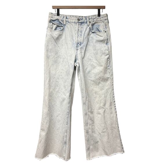 Free People We The Free Size 31 Wide Leg Jeans High Rise Light Wash Raw Hem - Picture 1 of 6
